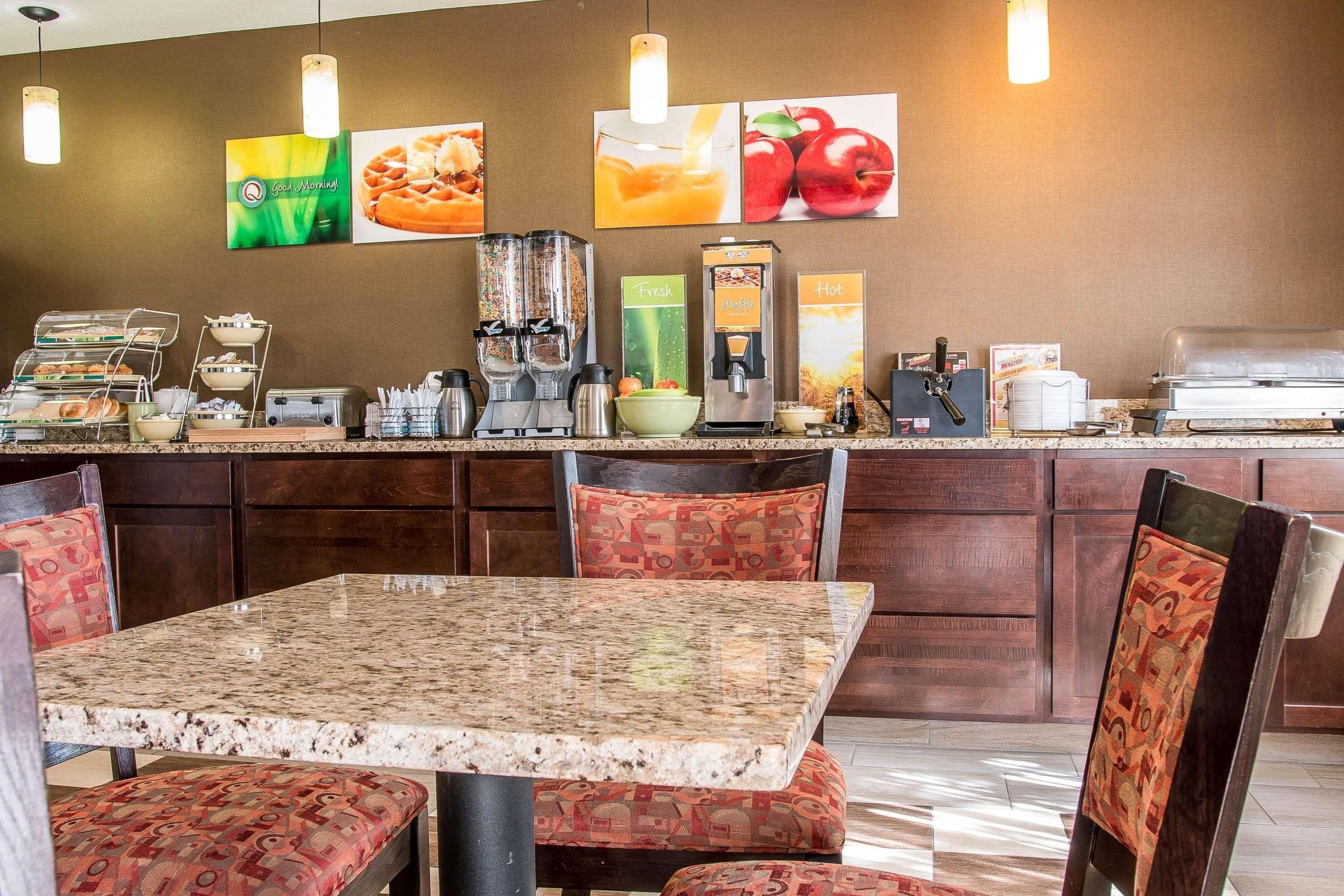 Quality Inn Grand Rapids South-Byron Center Cutlerville Екстер'єр фото