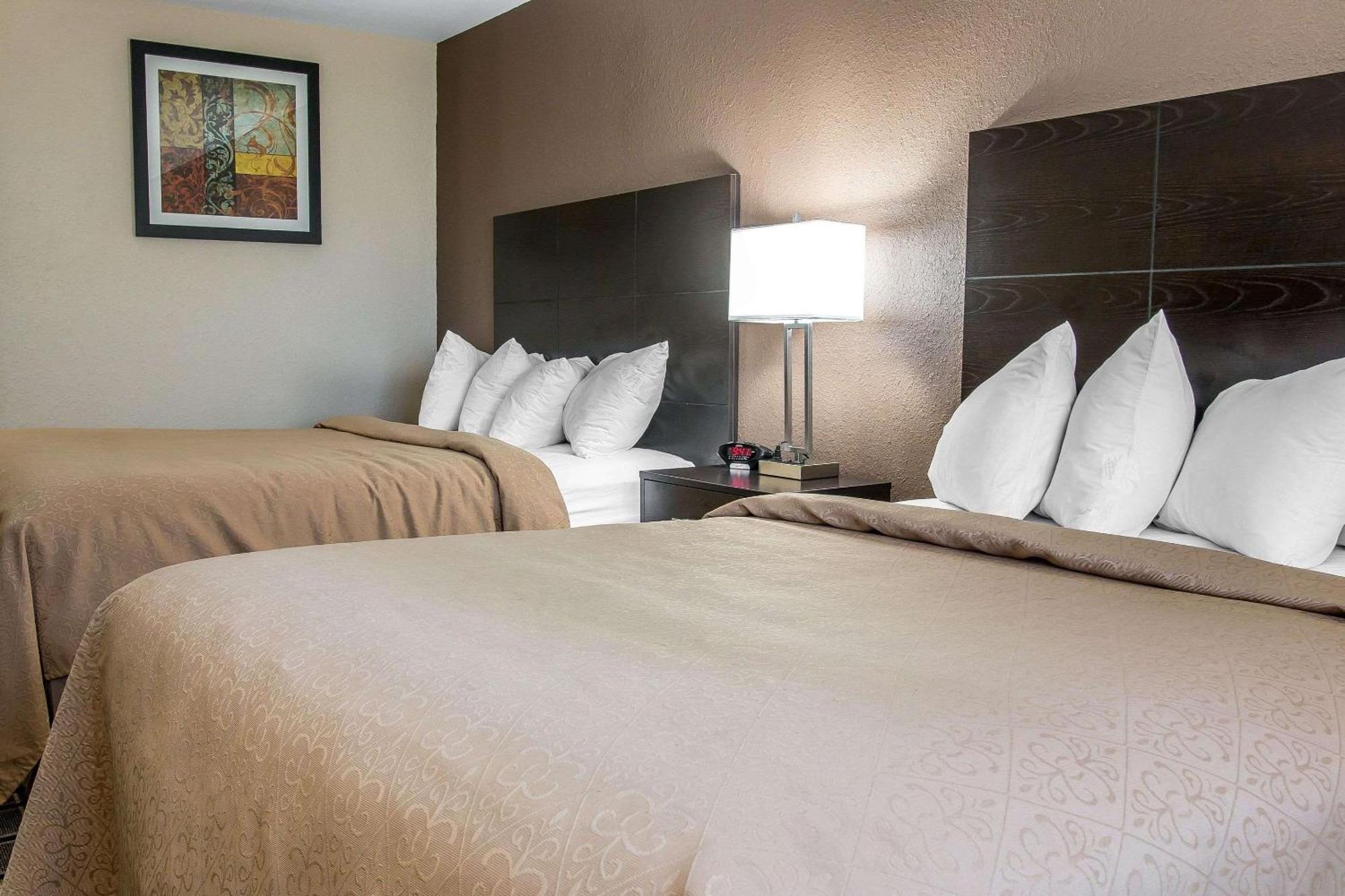 Quality Inn Grand Rapids South-Byron Center Cutlerville Екстер'єр фото